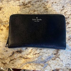 Kate Spade black leather zip-around Continental Wallet